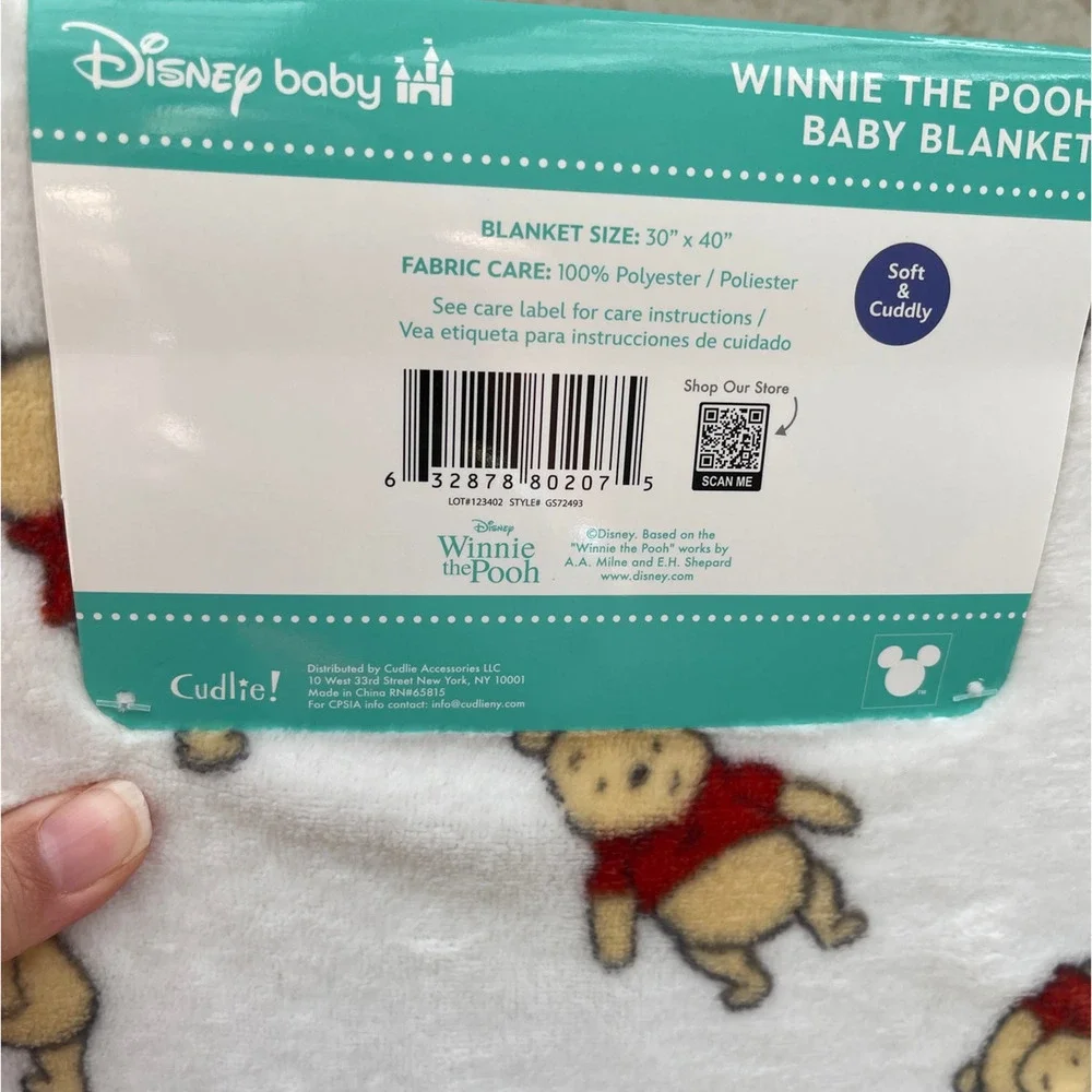 Disney Baby Winnie the Pooh White Plush Blanket Soft Cozy Blanket 30 x 40 NEW